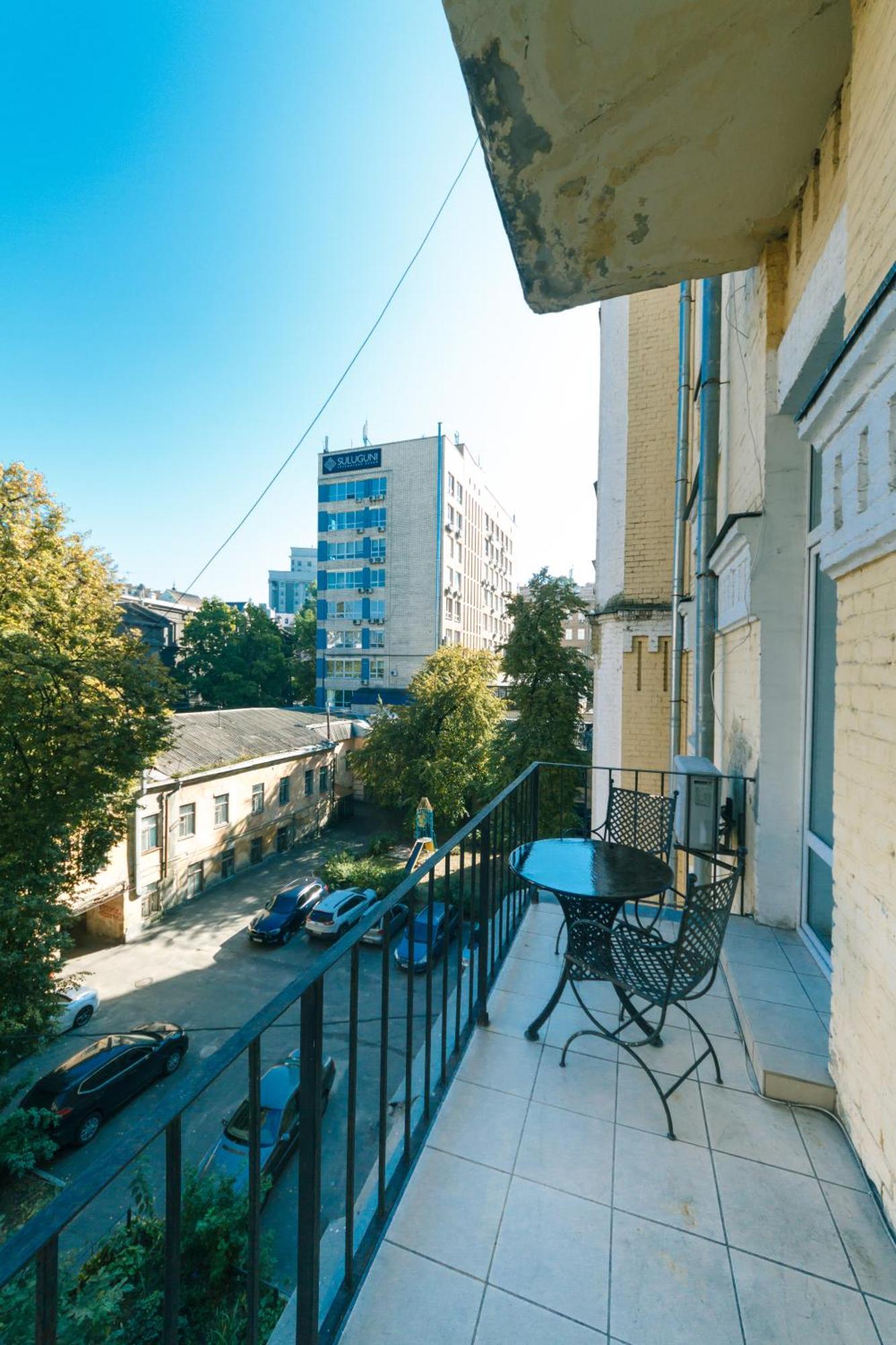 Lux Near Maidan, Khreschutyk 3Br Daire Kiev Dış mekan fotoğraf