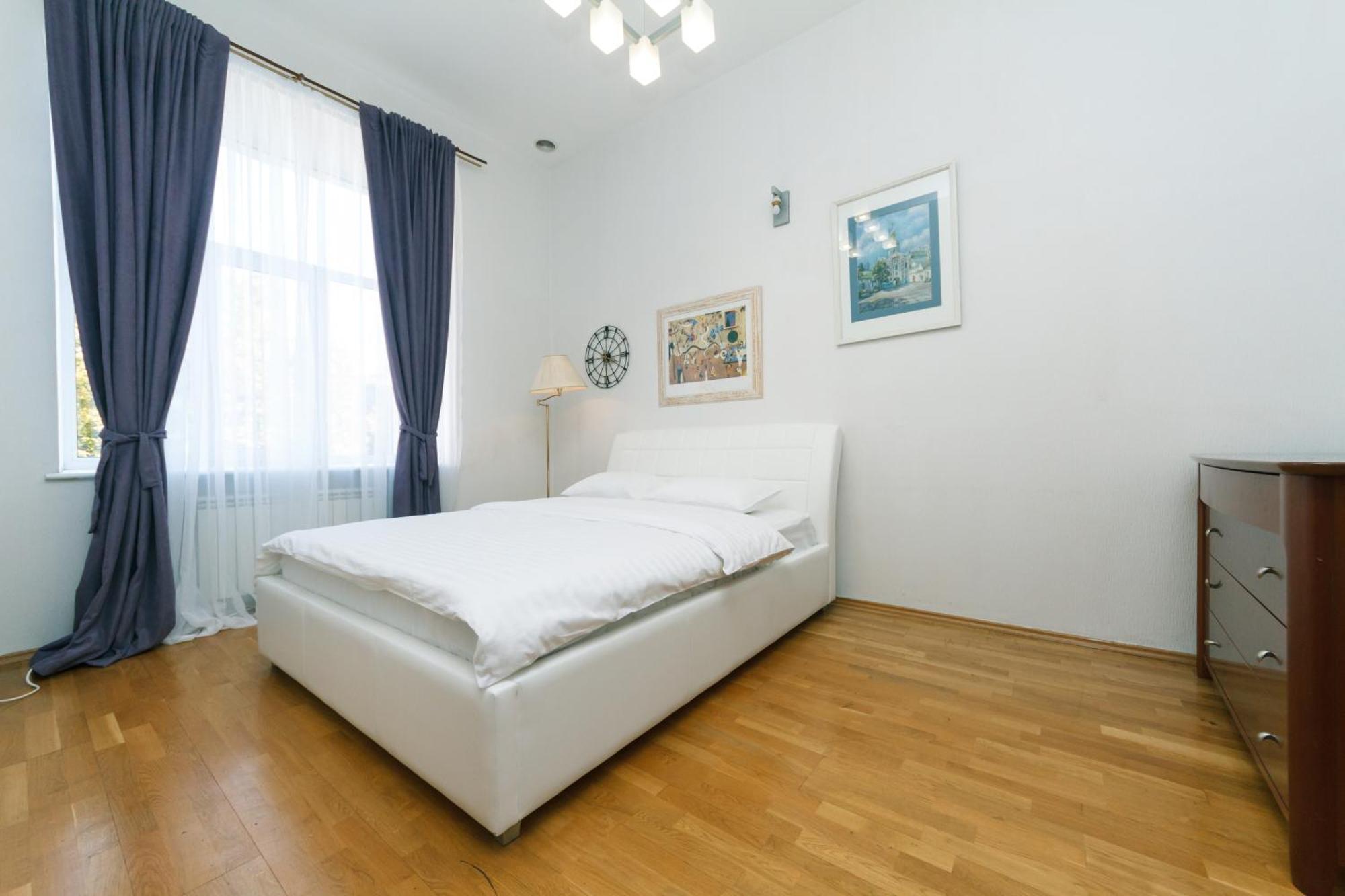 Lux Near Maidan, Khreschutyk 3Br Daire Kiev Dış mekan fotoğraf