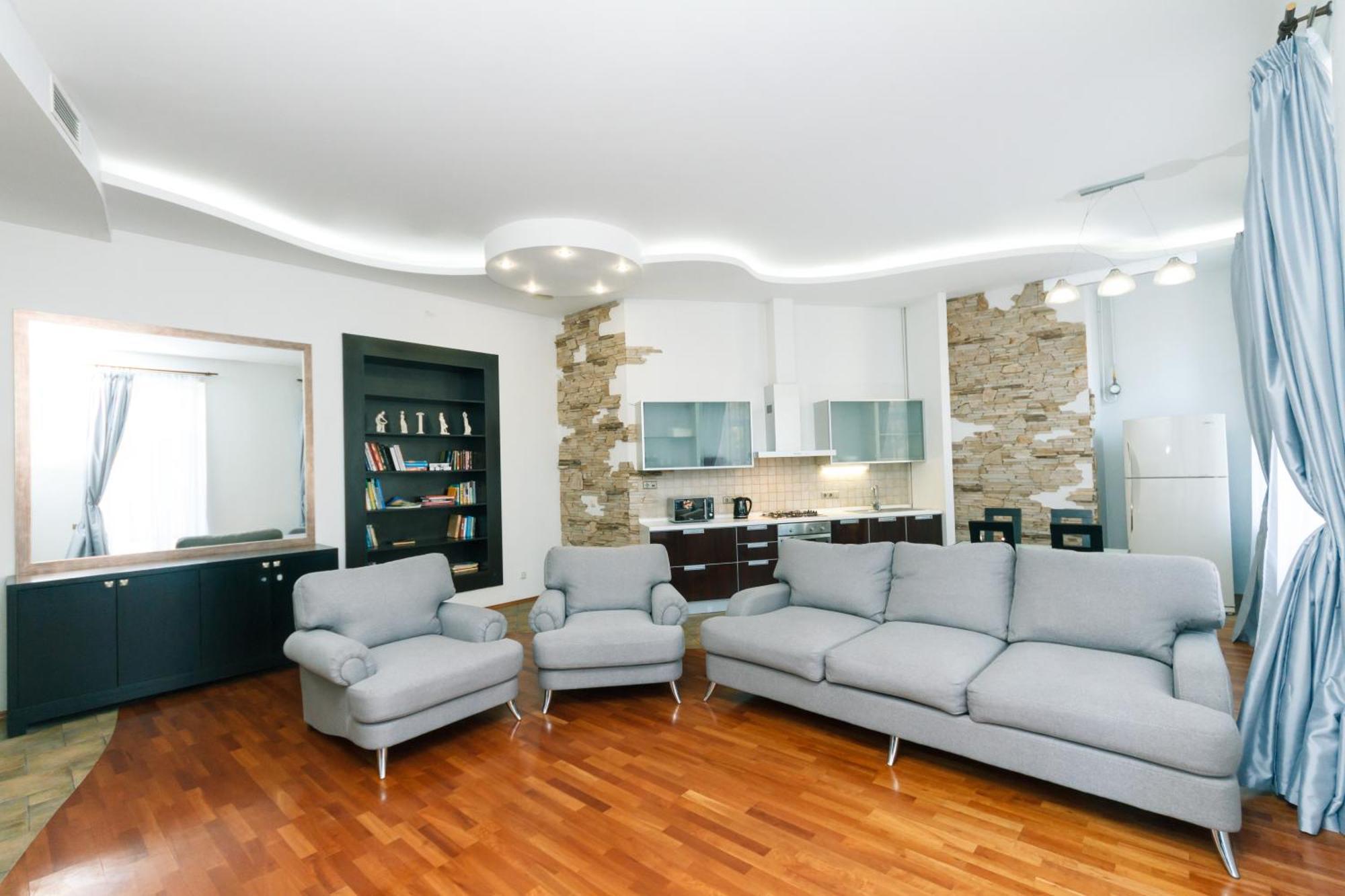 Lux Near Maidan, Khreschutyk 3Br Daire Kiev Dış mekan fotoğraf
